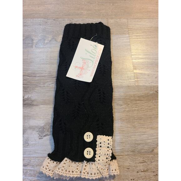 BLACK KNIT LACE SCALLOPED EDGED BUTTON LEG WARMERS - Picture 1 of 3